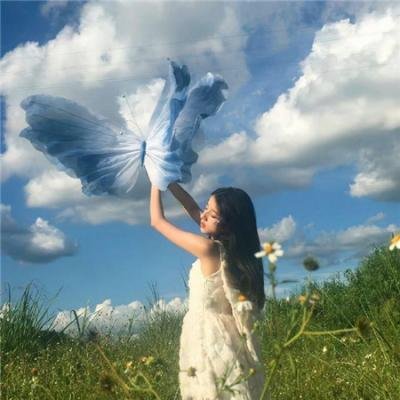 游荡街头